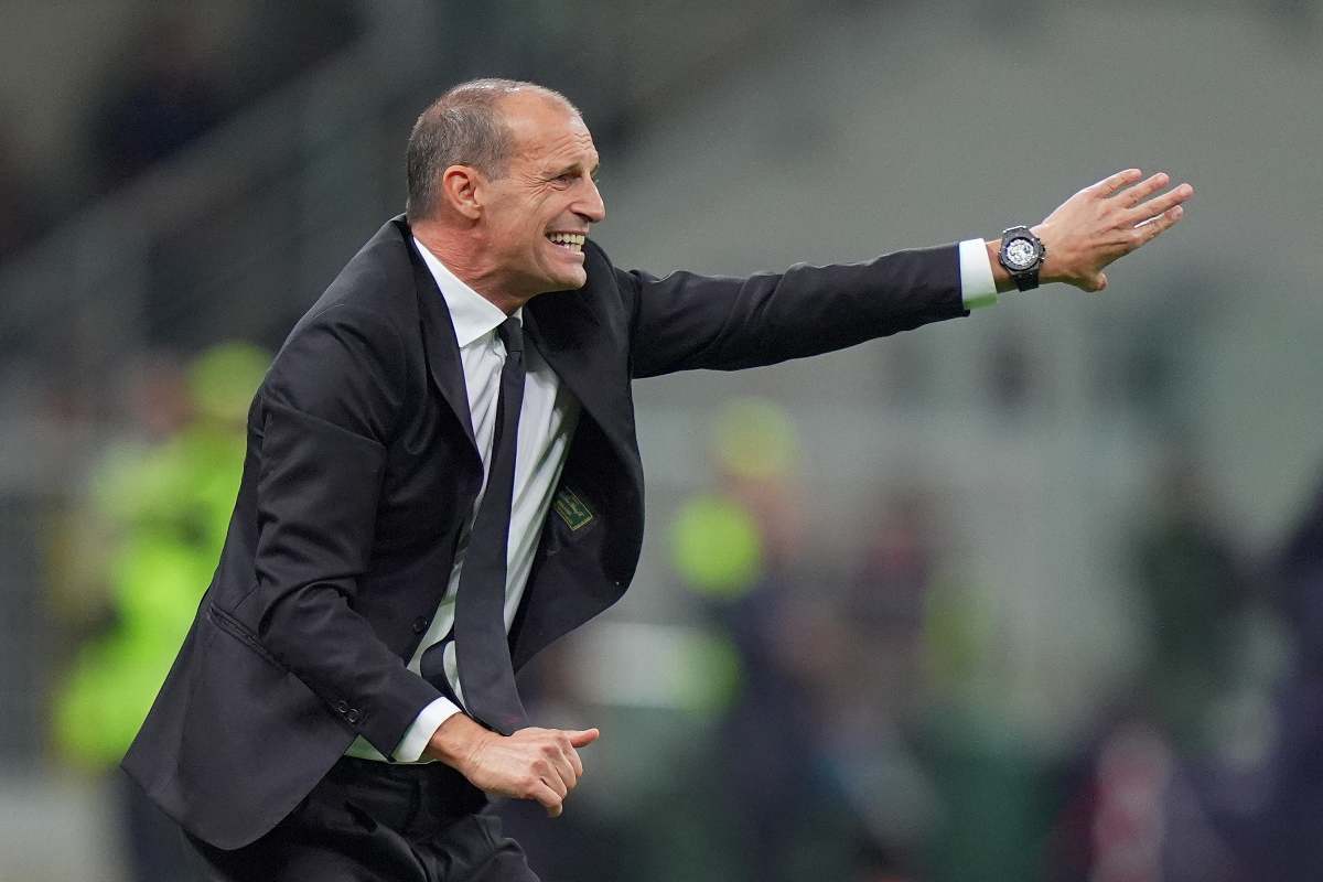 Massimiliano Allegri dà indicazioni alla squadra
