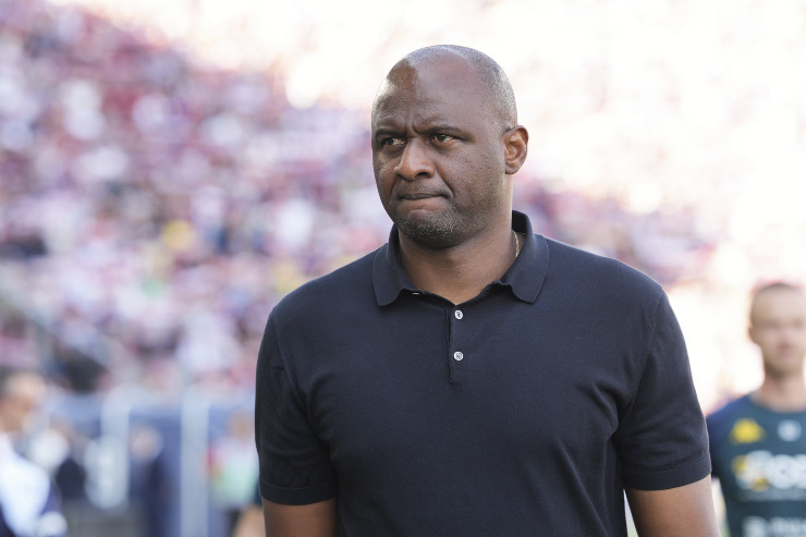 Vieira prima di una gara del Genoa